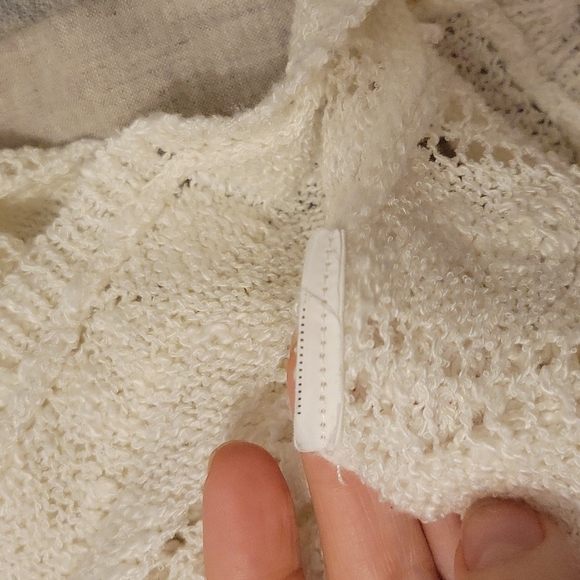 ❗ SOLD ❗ MINKPINK crochet top - Picture 7 of 8